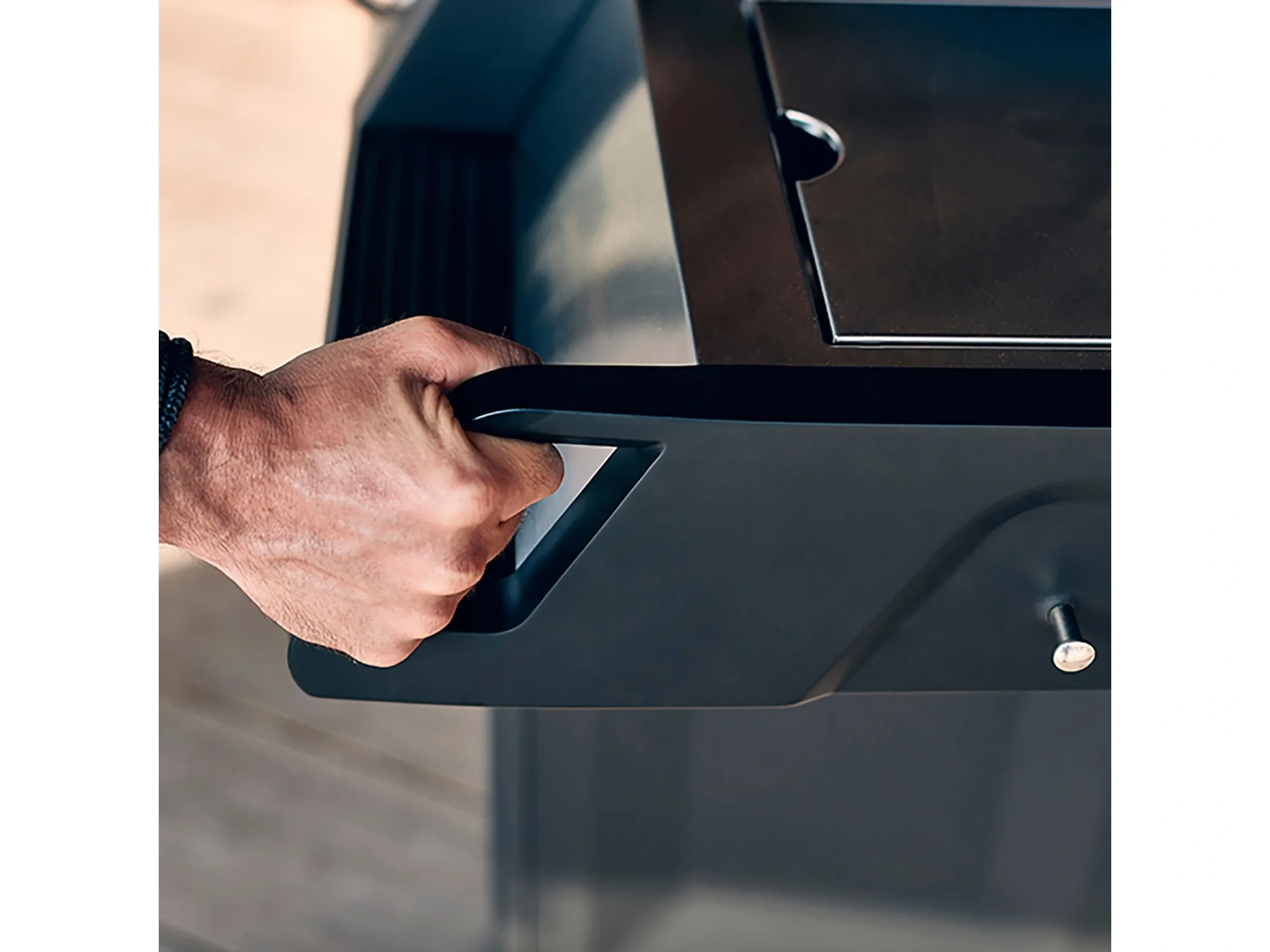 Enders Gasgrill Monroe Pro 4 SIK Turbo mit 4 Brennern und Seitenkocher